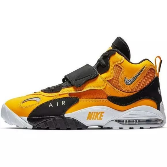 Nike Men's Yellow and Black Air Sneakers - Picture 3 of 10